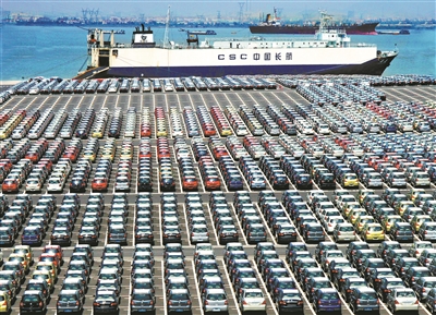 南沙平行汽車(chē)進(jìn)口現場(chǎng).jpg