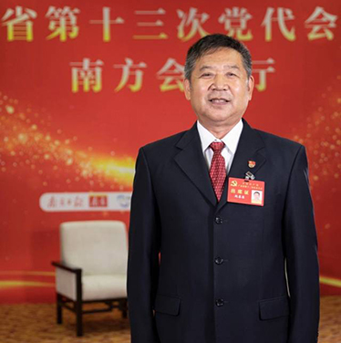 惠州市心連心公益協(xié)會(huì )黨支部書(shū)記、戰旗救撈隊隊長(cháng)趙喜昌代表：帶出更多東江水上“活雷鋒”