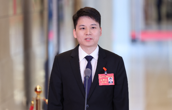 省人大代表、清遠天安智谷科技發(fā)展集團董事長(cháng)賴(lài)建堯：持續深化產(chǎn)教融合 源源不斷輸送人才