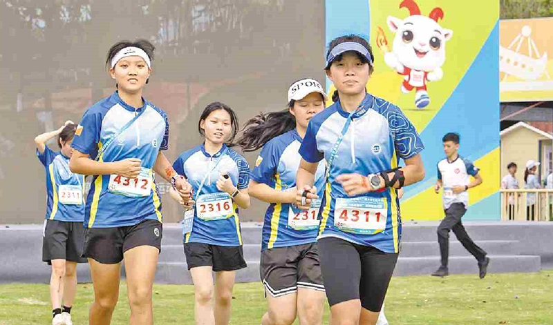 廣東大學(xué)生運動(dòng)會(huì )定向運動(dòng)開(kāi)賽 78所高校974名運動(dòng)員參與比拼